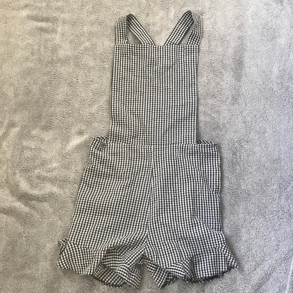Black checkered jumper